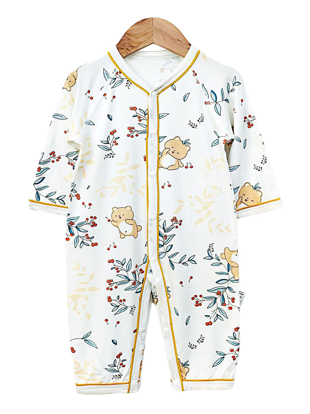 

StyleCast x Revolte Infants Printed Round Neck Romper, White