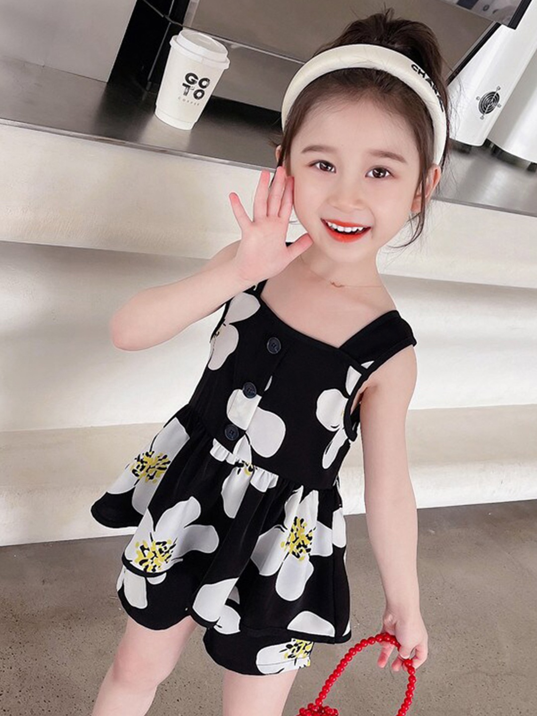 

StyleCast x Revolte Girls Printed Top with Shorts, Black
