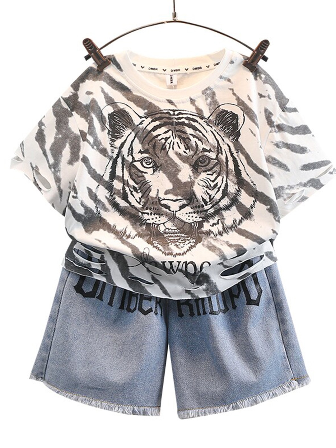 

StyleCast x Revolte Boys White & Brown Printed Top with Shorts