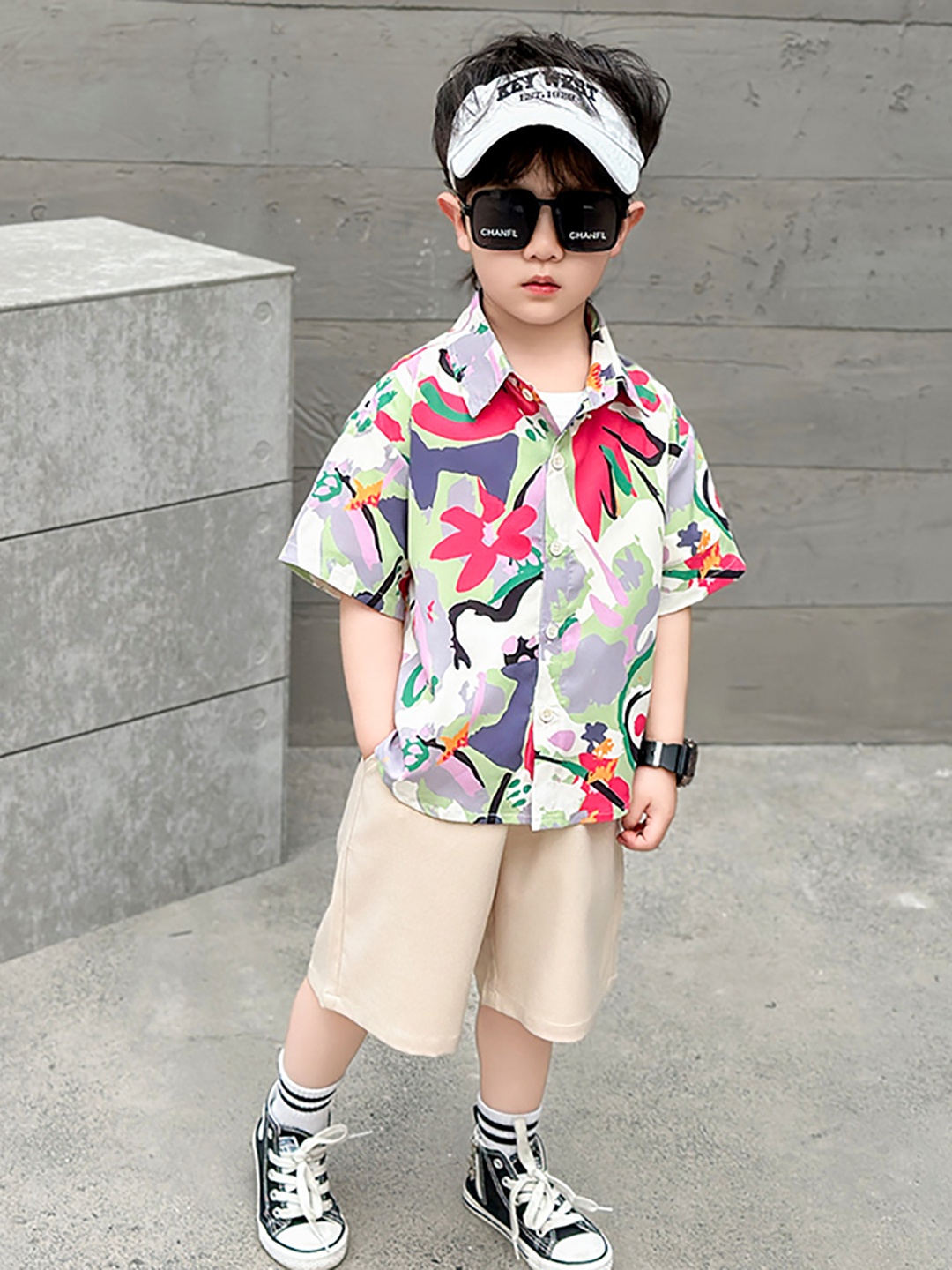 

StyleCast x Revolte Boys Printed Shirt With Shorts, Red