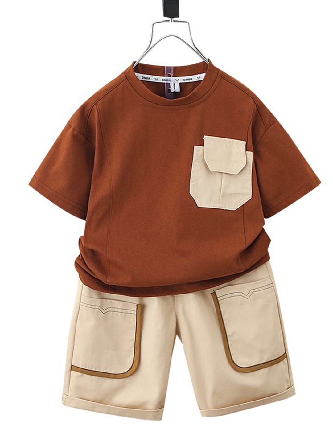 

StyleCast x Revolte Boys Brown & Cream Round Neck Colourblocked T-shirt with Shorts