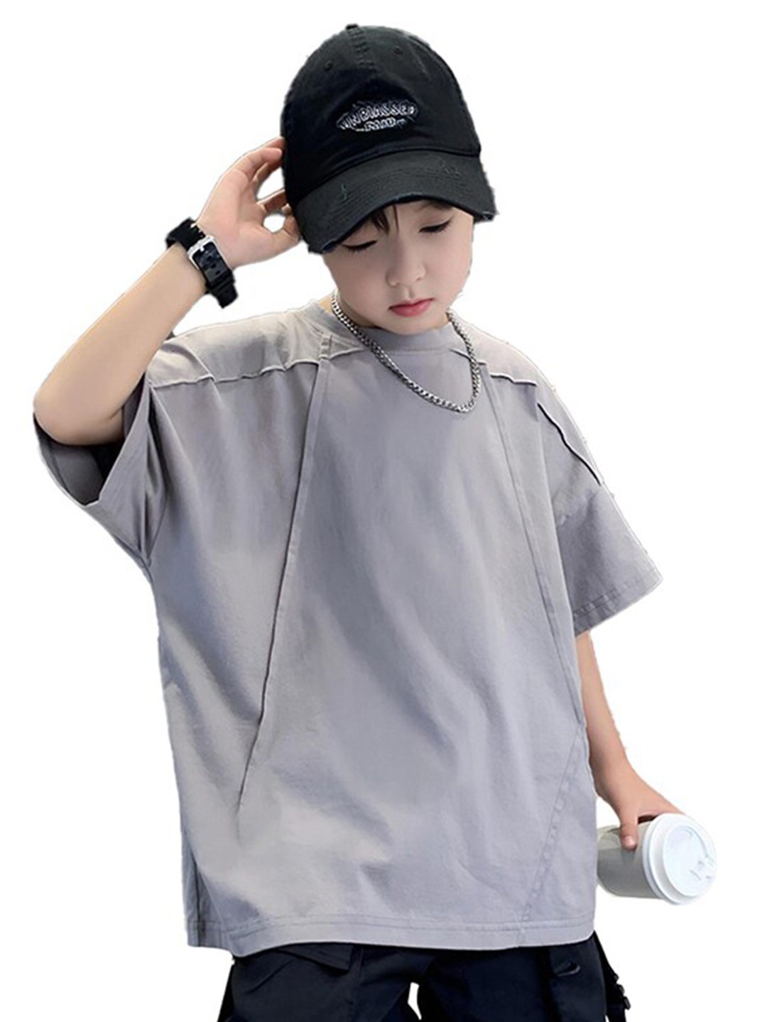 

StyleCast x Revolte Boys Round Neck Drop-Shoulder Sleeves Casual T-shirt, Grey