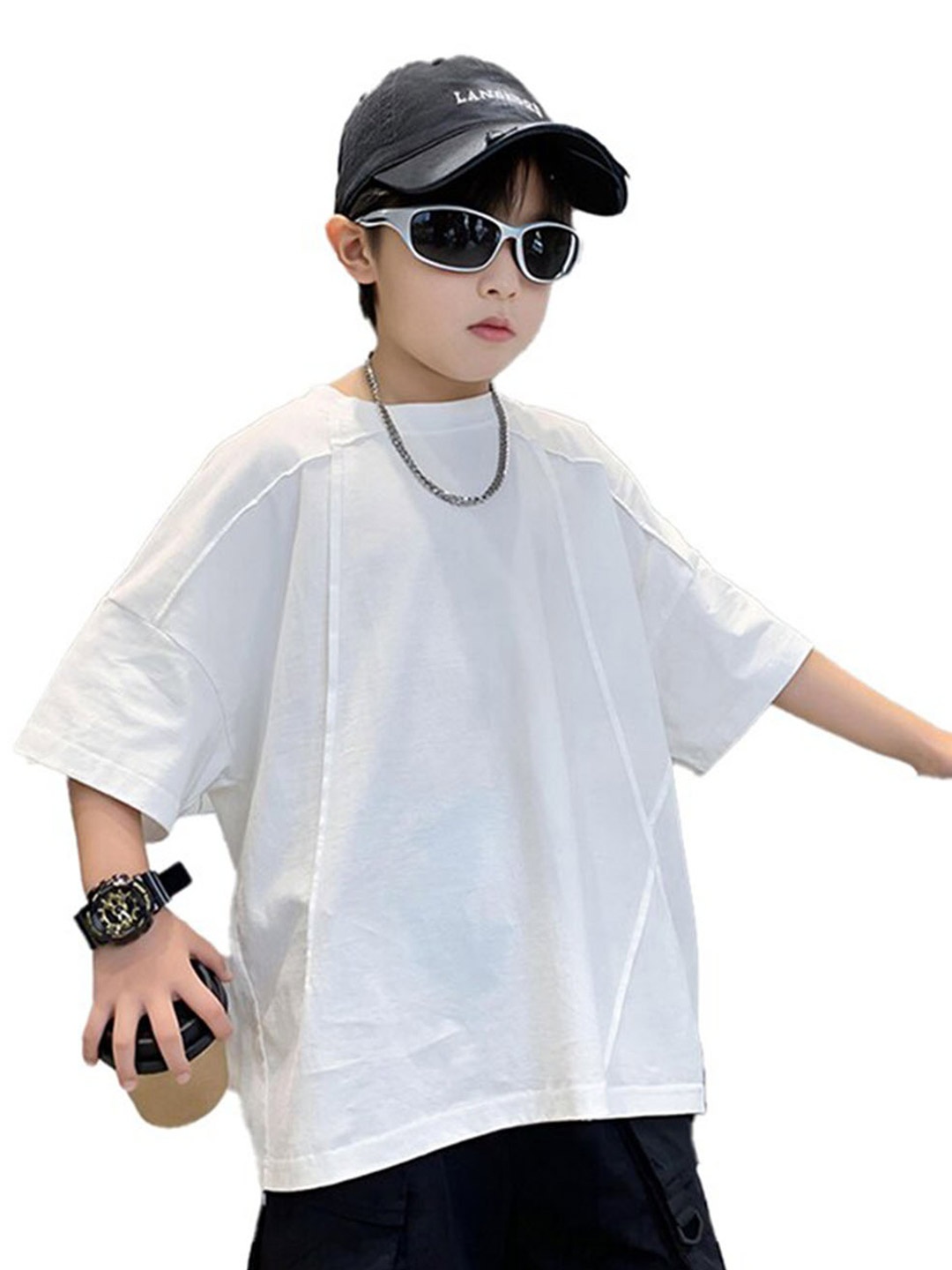 

StyleCast x Revolte Boys Round Neck Drop-Shoulder Sleeves Longline Cotton Casual T-shirt, White