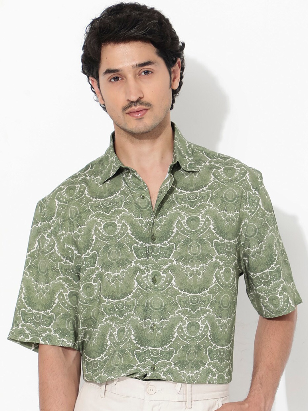 

RARE RABBIT Men Picano Regular Fit Printed Spread Collar Shirt, Green