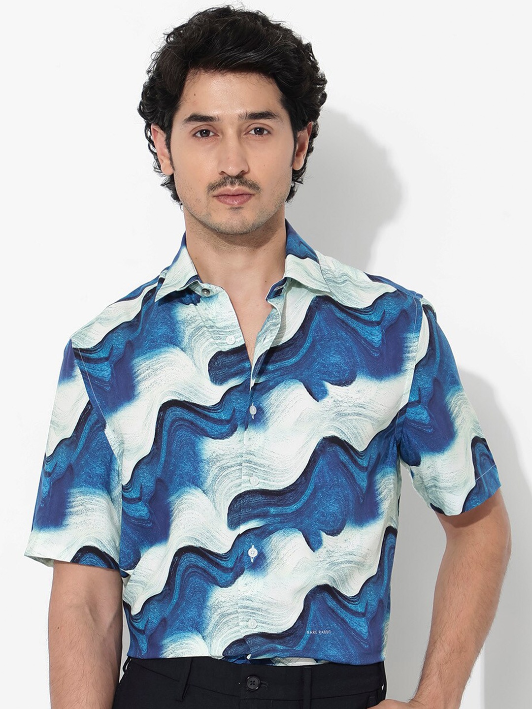 

RARE RABBIT Men Tijon Regular Fit Floral Opaque Printed Shirt, Blue
