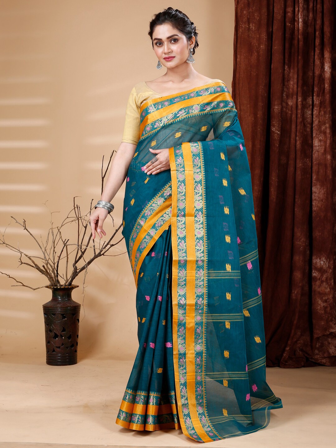 

SLAGHA Ethnic Motifs Woven Design Zari Pure Cotton Taant Saree, Sea green