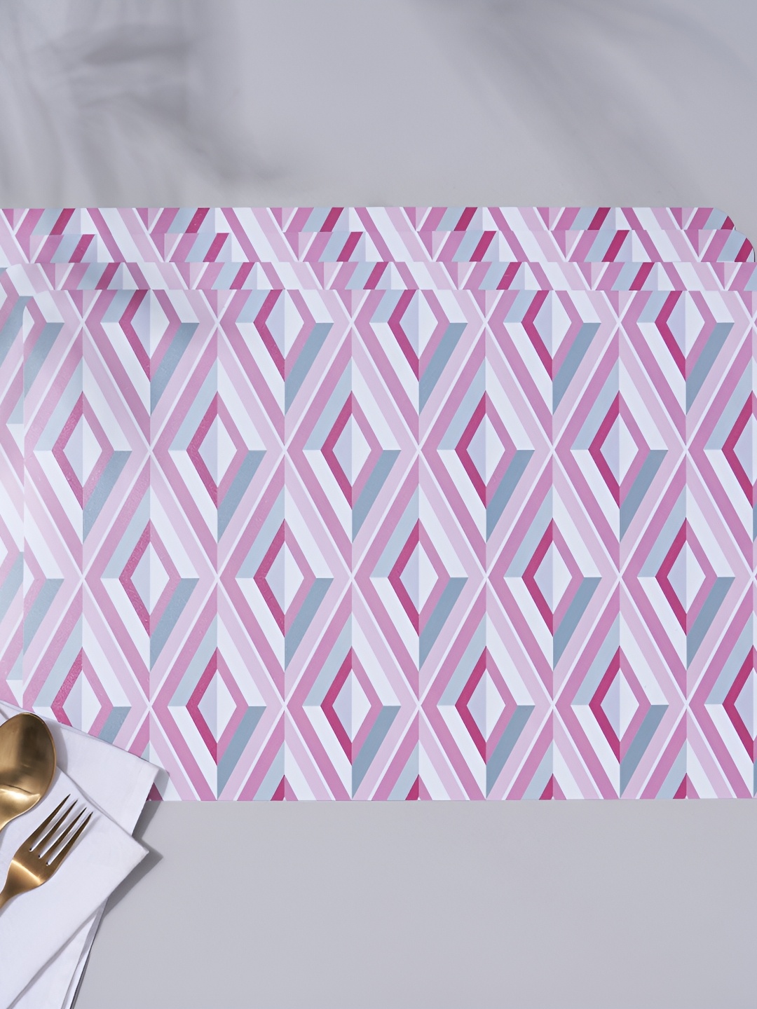 

Home Centre Spinel Pink 4 Pieces Geometric Printed Table Placemats