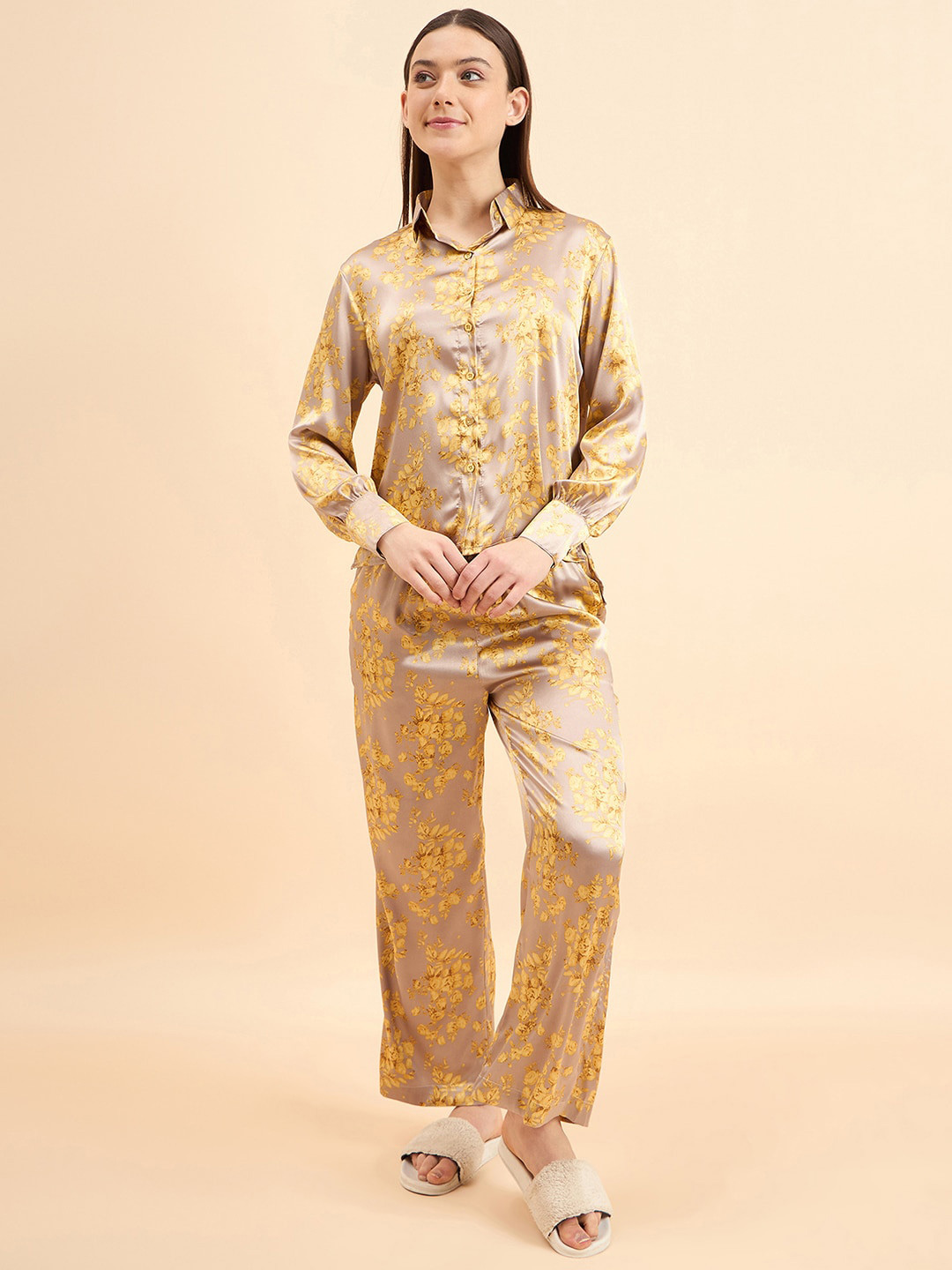 

Sweet Dreams Gold Printed Night suit