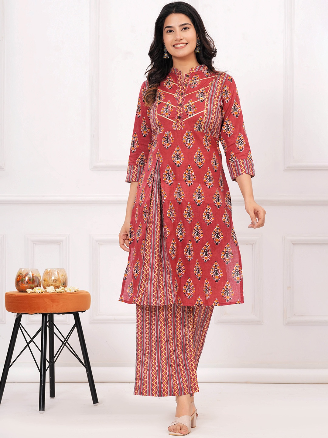

UNBIND Floral Printed Mandarin Collar Pure Cotton Kura & Trousers, Red
