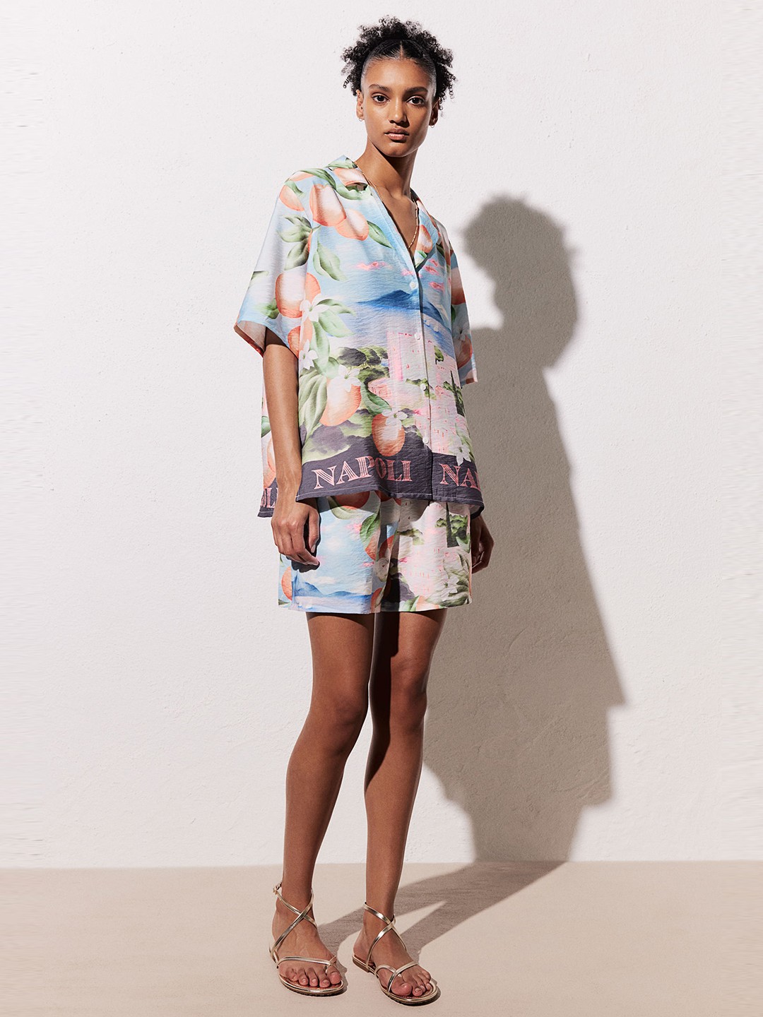 

H&M Printed Resort Shirt, Blue