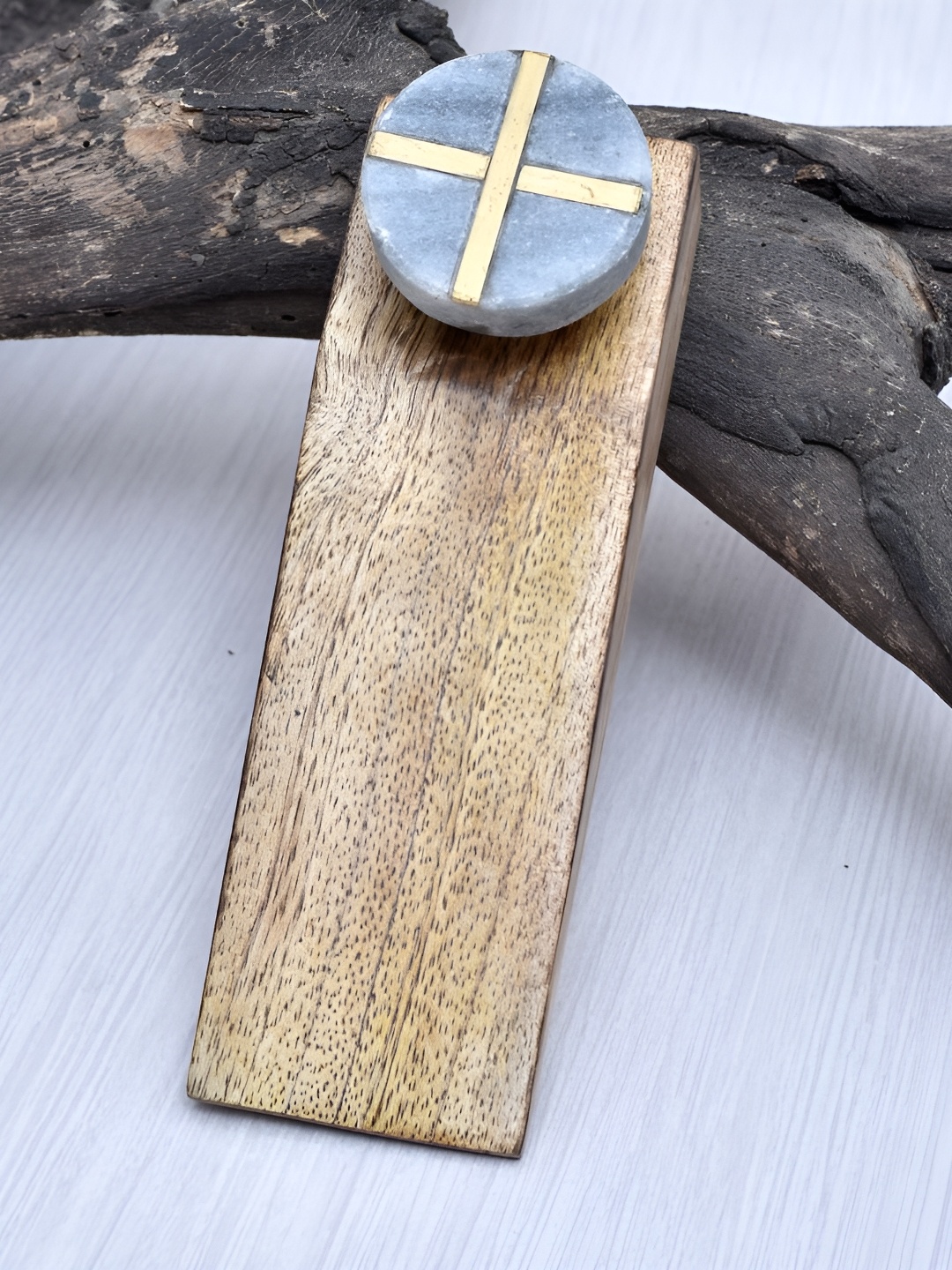 

Indianshelf Beige & Grey Round Shaped Door Stopper