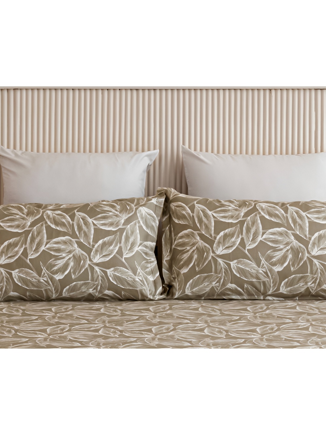 

HOMEMONDE Green & White 2 Pieces Pure Cotton Rectangle Pillow Covers