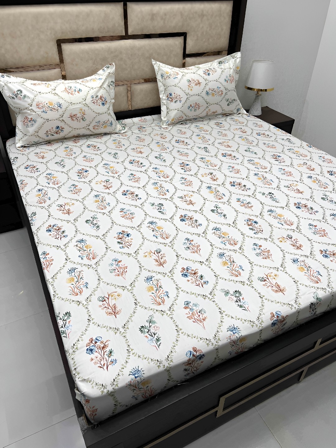 

Pure Decor White & Blue Floral Cotton 350 TC King Bedsheet with 2 Pillow Covers