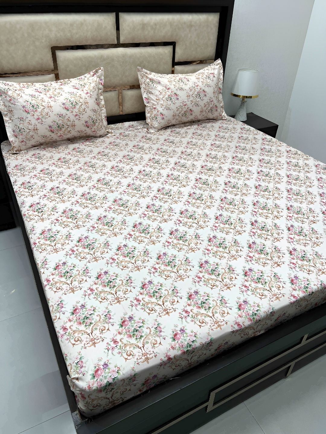 

Pure Decor White & Brown Floral Cotton 350 TC King Bedsheet with 2 Pillow Covers