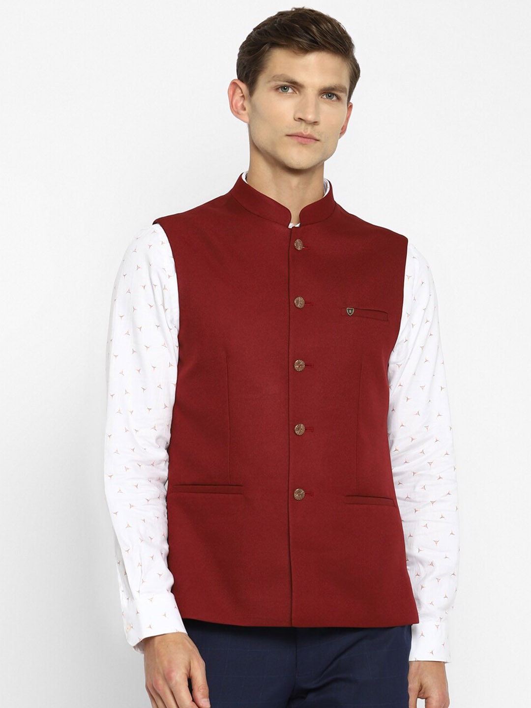 

Turtle Pure Cotton Slim-Fit Nehru Jacket, Maroon