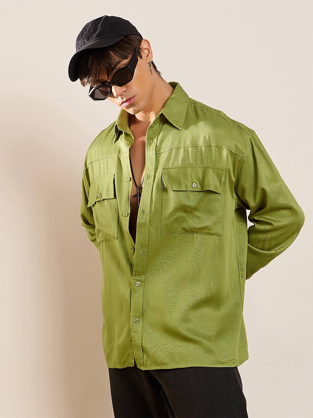 

MASCLN SASSAFRAS Men Relaxed Opaque Casual Cotton Solid Shirt, Green