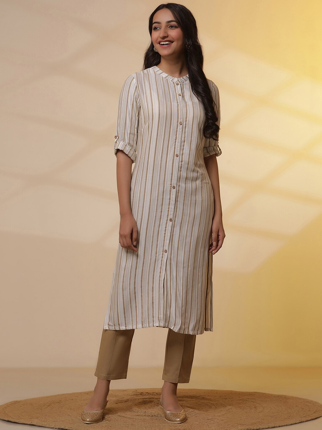 

AURELIA Striped Regular Band Collar Roll Up Sleeves Straight Kurta With Trousers, Beige