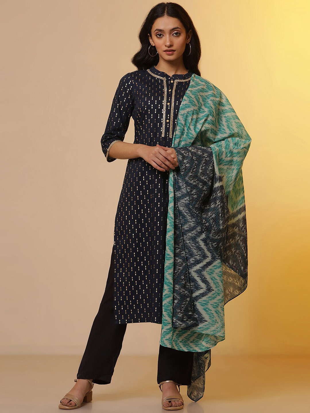 

AURELIA Geometric Regular Gotta Patti Pure Cotton Straight Kurta With Trousers & Dupatta, Blue