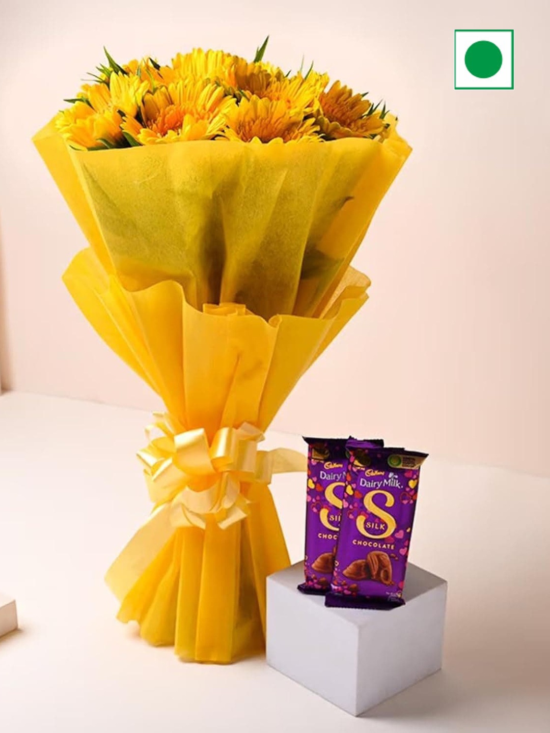 

Floweraura Set Of 2 Rose Flowers Bouquet With Chocolates, Yellow