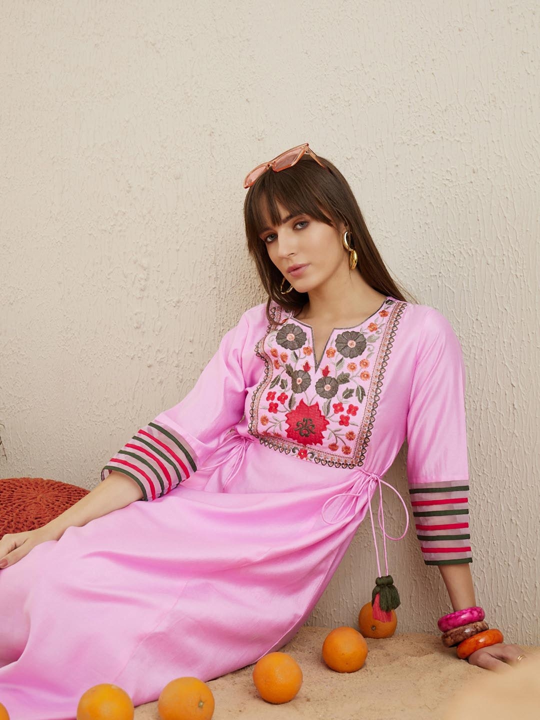 

Indo Era Floral Yoke Design Empire Thread Work Liva Kurta with Trouser, Lavender