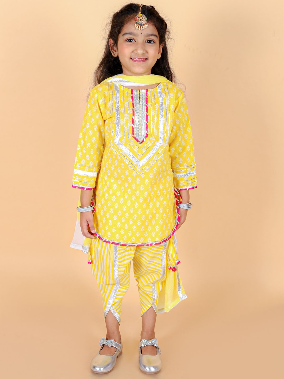 

Stuffie Land Girls Printed Pure Cotton Straight Kurta With Dhoti Pants & Dupatta, Yellow