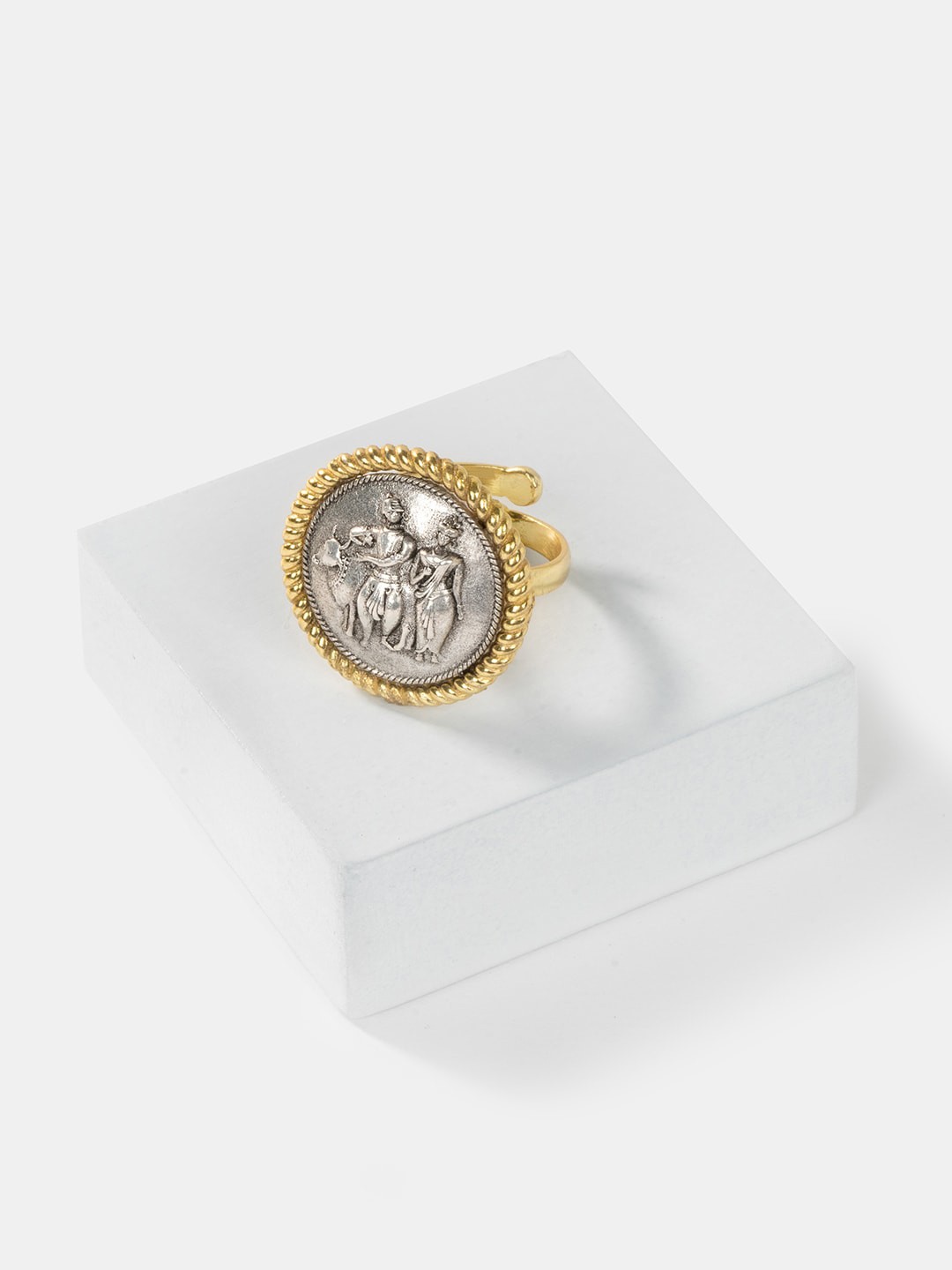 

SHAYA 925 Silver Gold & Silver Plated Janaru Ring
