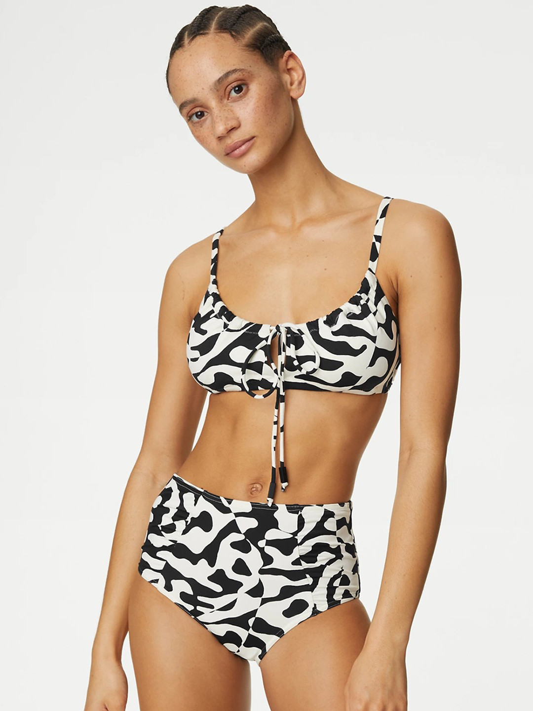 

Marks & Spencer Women Swim Bottoms, Off white
