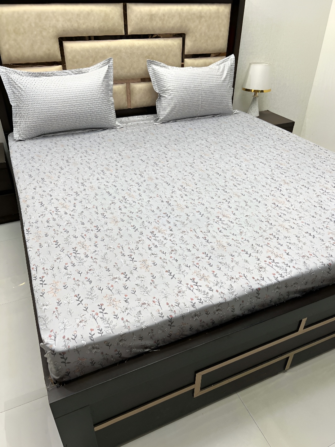 

Pure Decor Cotton King Size Double Bed Bedsheet With 2 Pillow Covers 2.74m X 2.74m, Grey