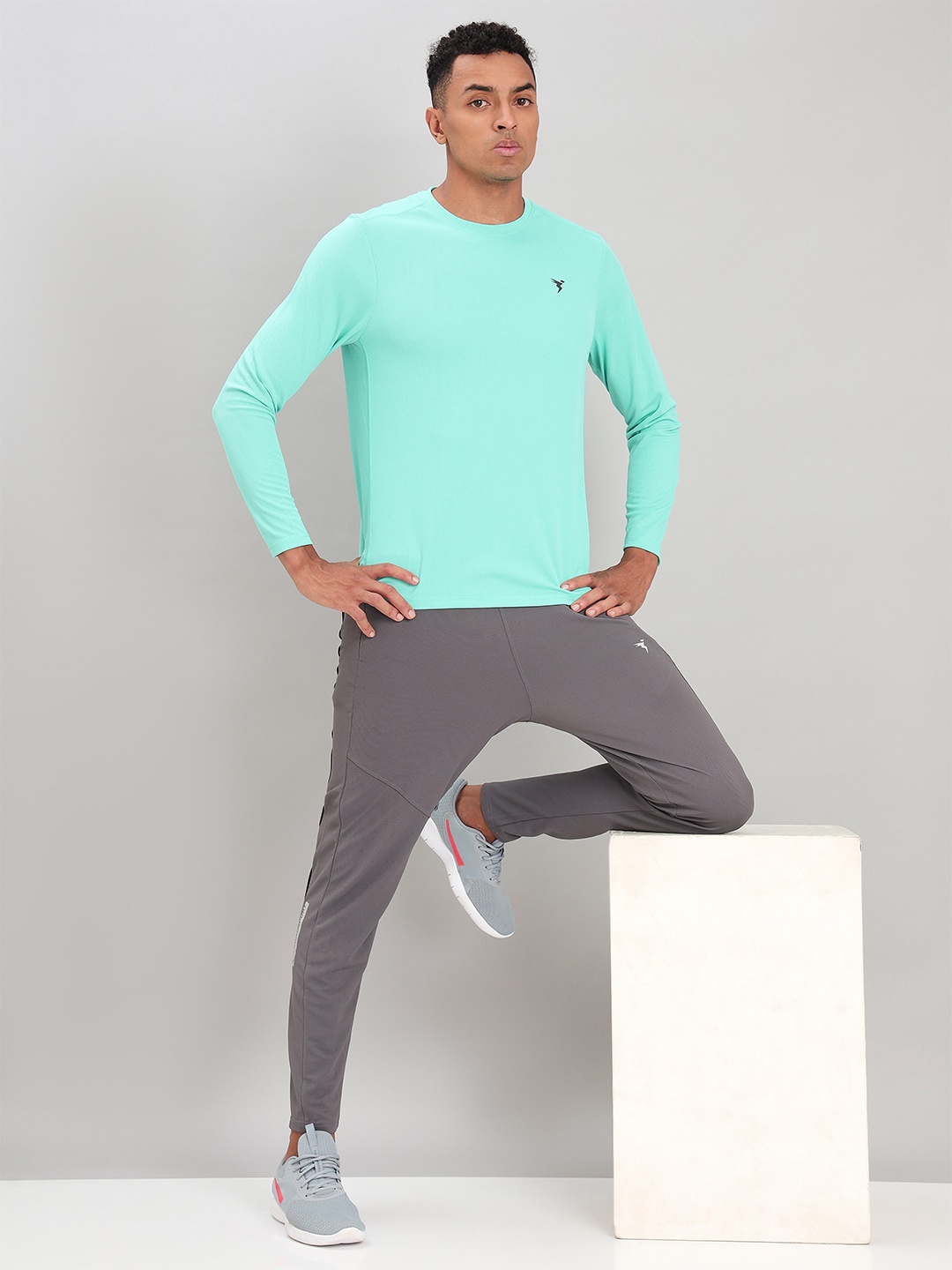 

Technosport Men Active Solid Slim Fit Crew Neck T-shirt, Blue