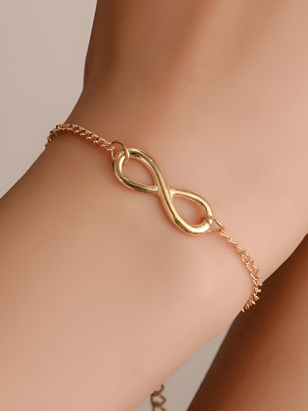 

Goho Infinity Link Bracelet, Gold