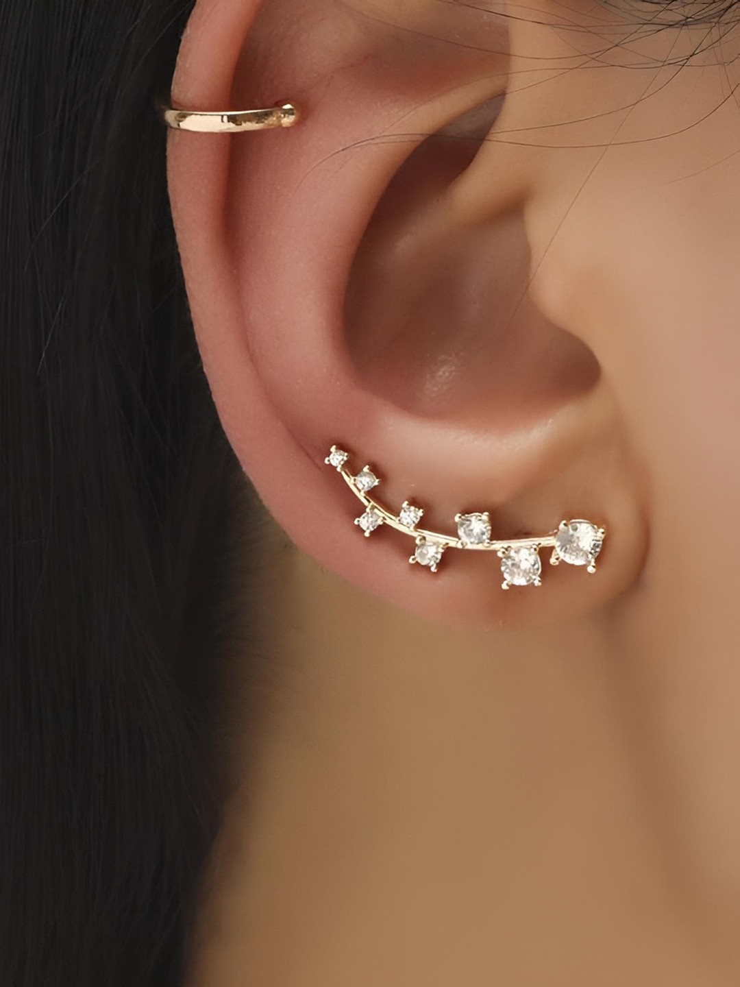 

Goho Set of 2 Gold-Plated Contemporary Ear Cuff Earrings