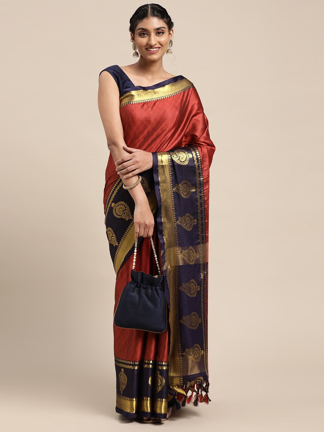 

PATLIPALLU Woven Design Zari Silk Blend Banarasi Saree, Maroon