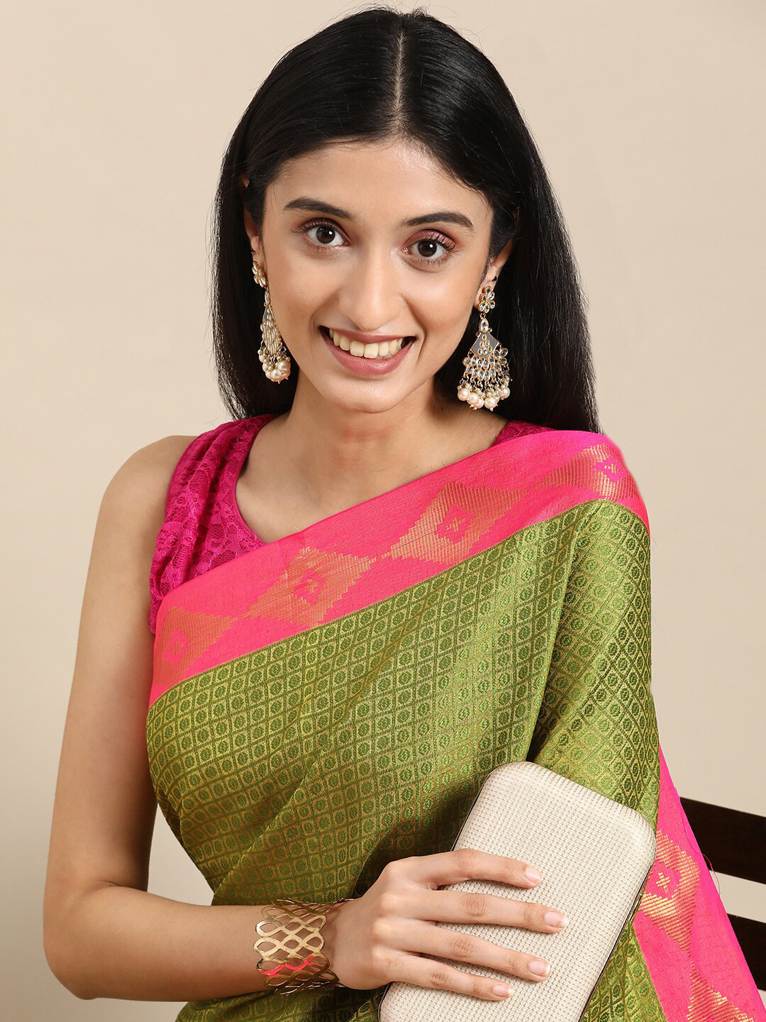 

PATLIPALLU Woven Design Zari Art Silk Banarasi Saree, Green