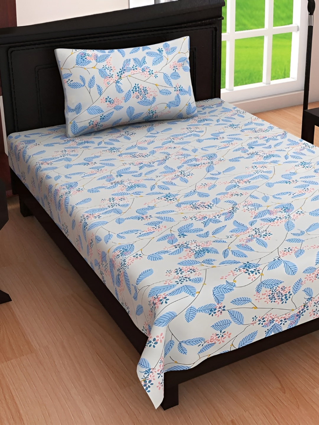 

RRC Blue & White Floral 144 TC Single Bedsheet with 1 Pillow Covers