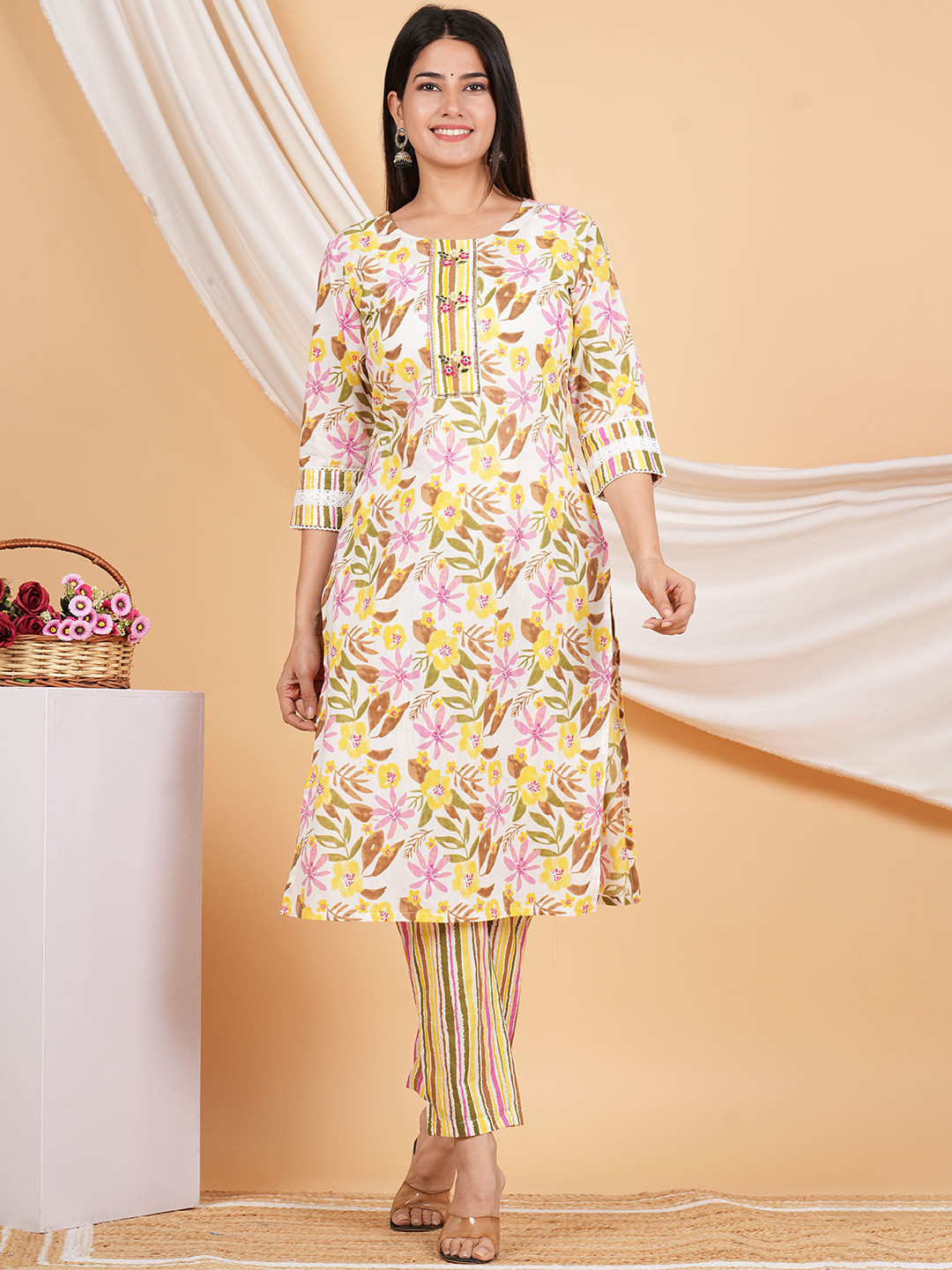 

SIGNORIA Round Neck Floral Printed Thread Work Pure Cotton Straight Kurta with Trouser, White