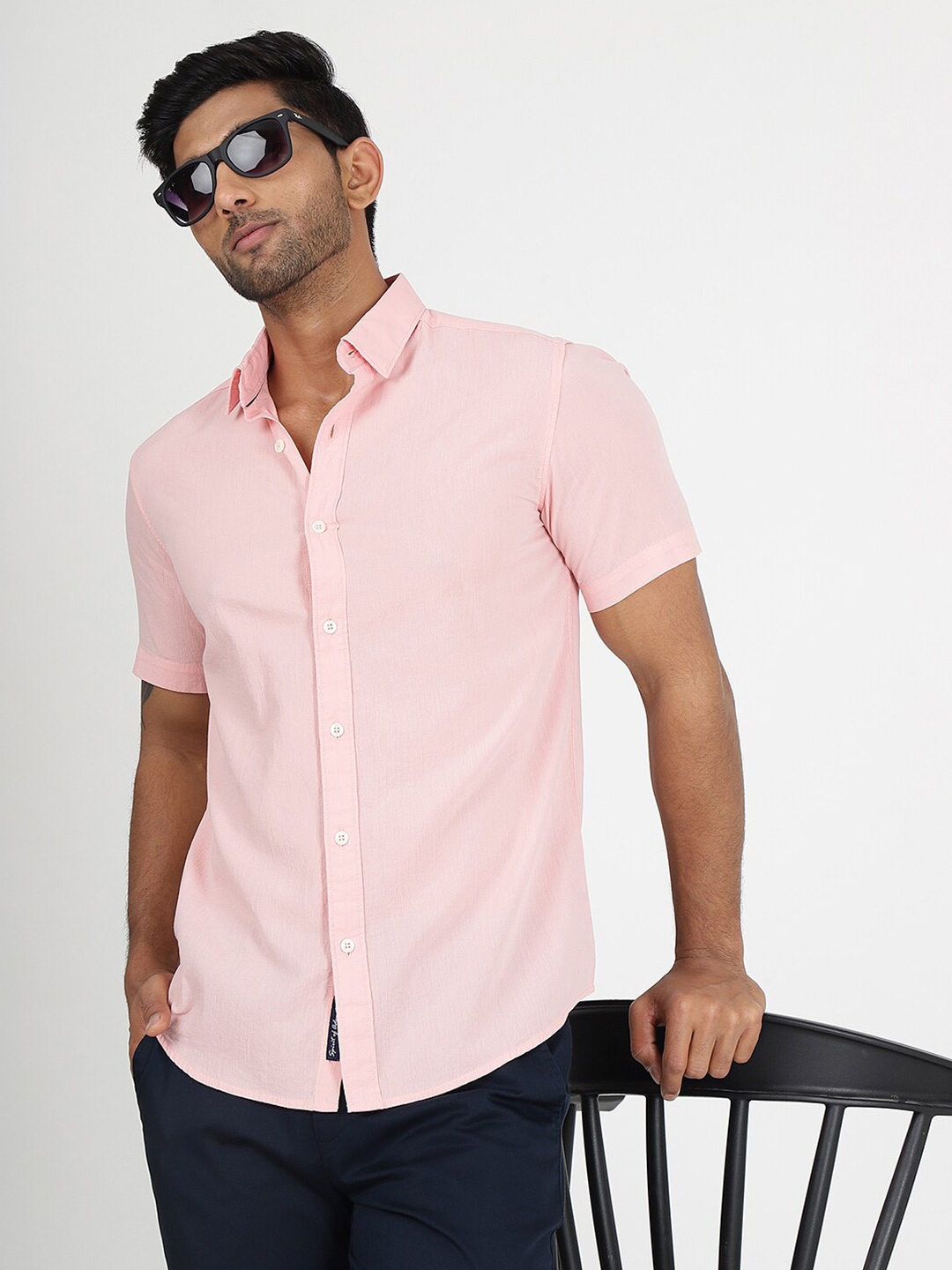 

JADE BLUE Men Solid Slim Fit Opaque Casual Shirt, Pink