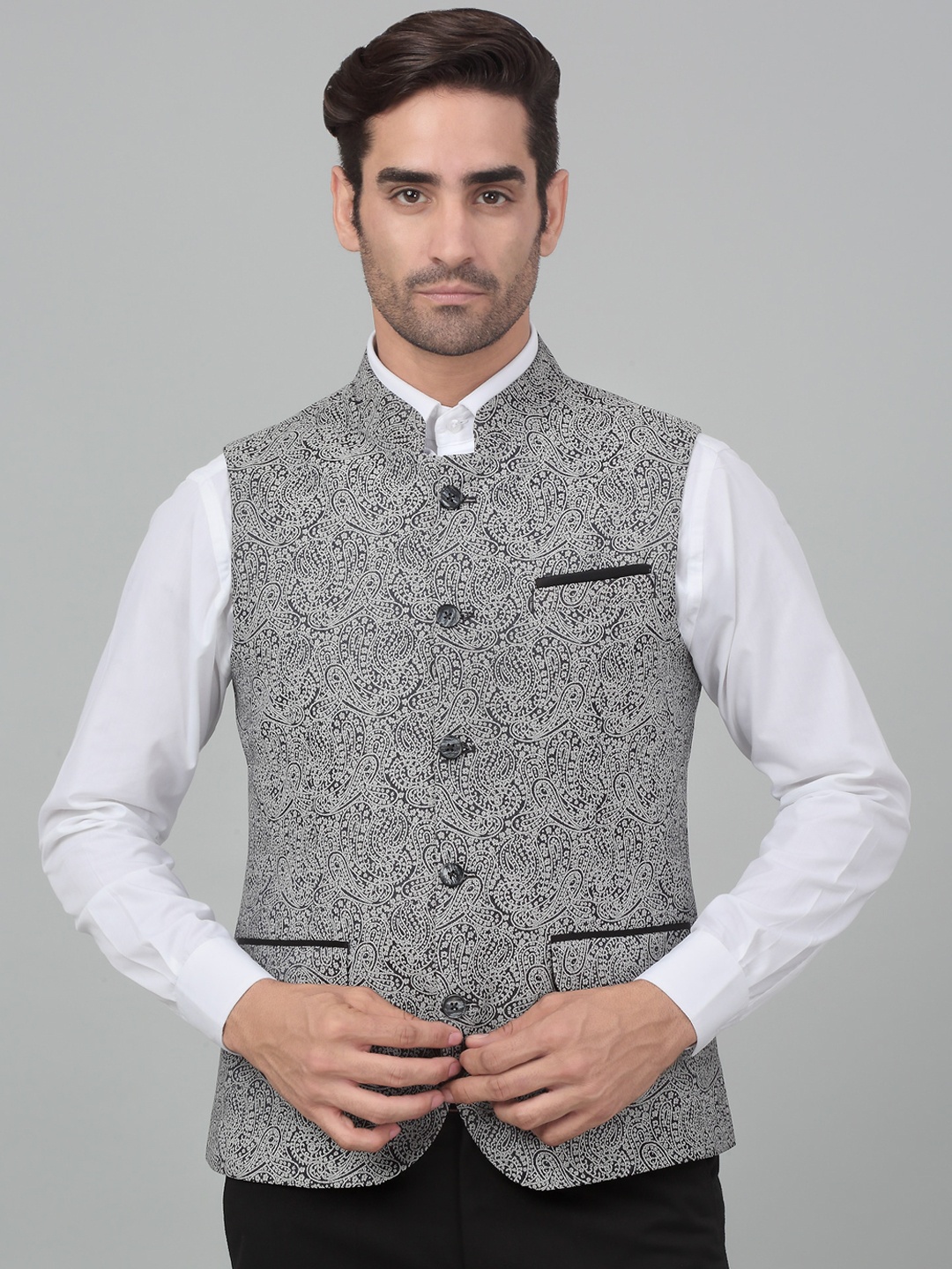 

Cantabil Woven Self Design Single-Breasted Slim Fit Nehru Jacket, Black