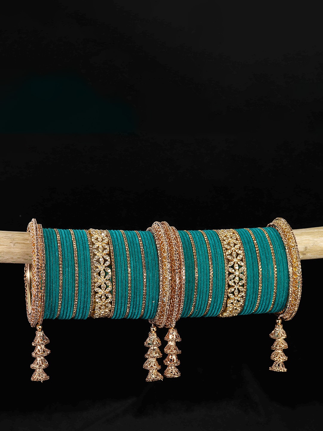 

LAVAZZA Set Of 74 Zircon Studded Latkan Chuda Bangles, Teal