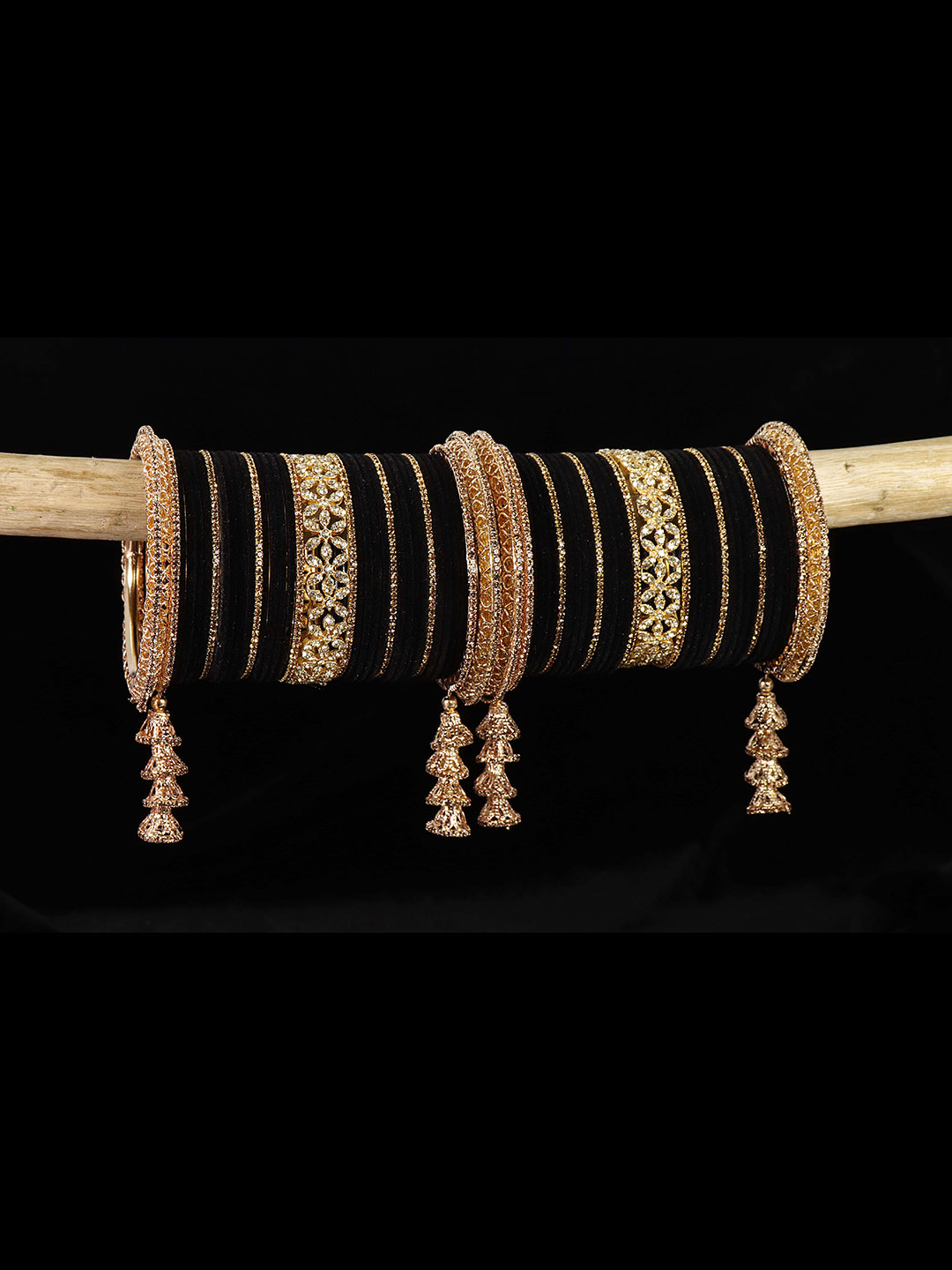 

LAVAZZA Set Of 74 Zircon Studded Latkan Chuda Bangles, Black