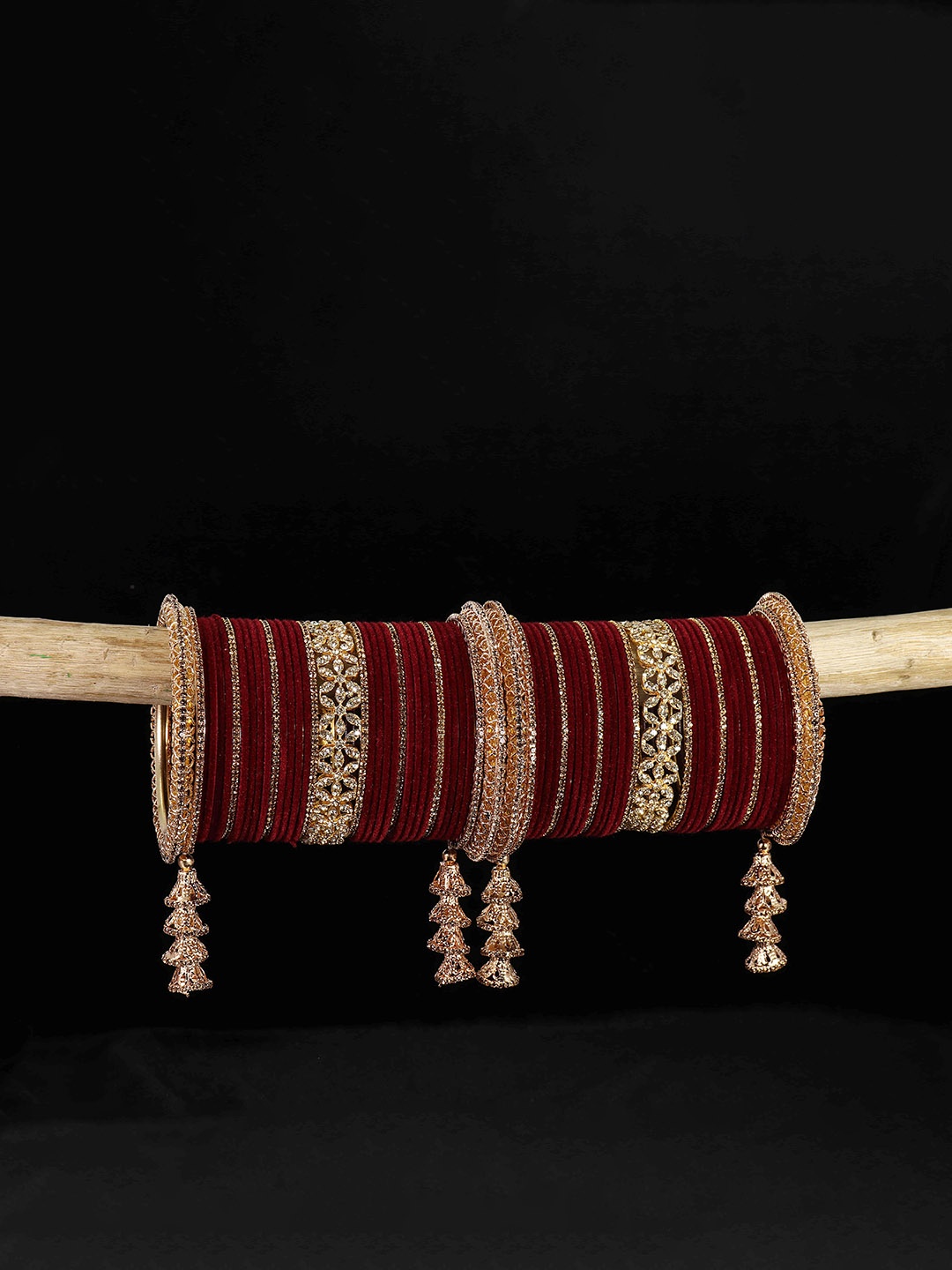 

LAVAZZA Set Of 74 Zircon Studded Latkan Chuda Bangles, Maroon