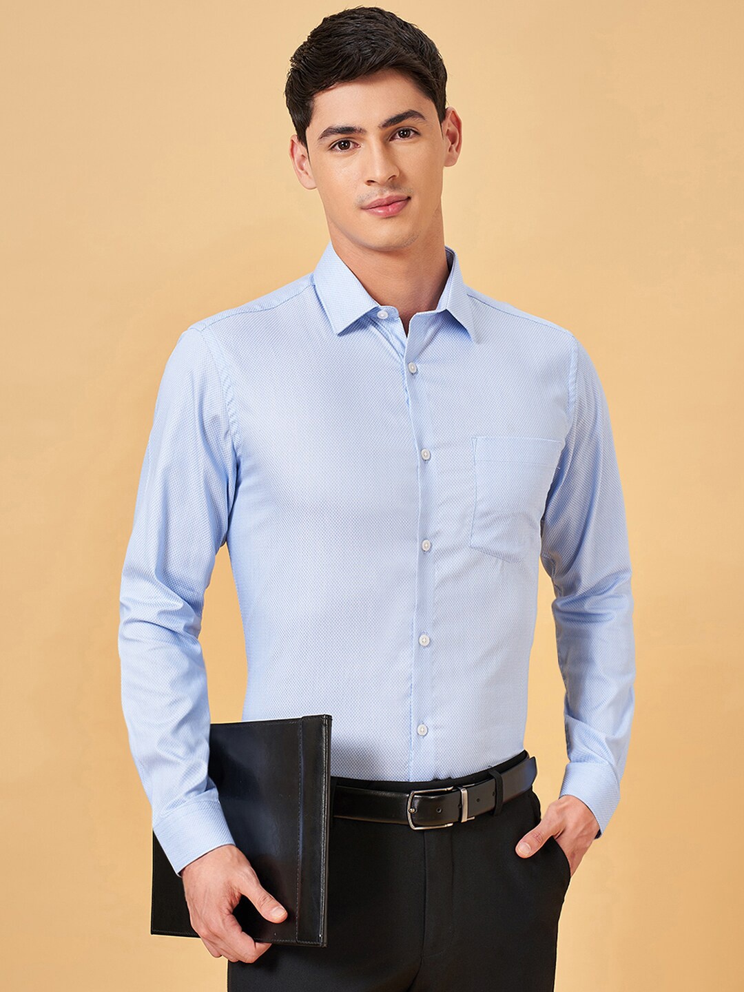 

BYFORD by Pantaloons Men Self Design Slim Fit Opaque Formal Shirt, Blue
