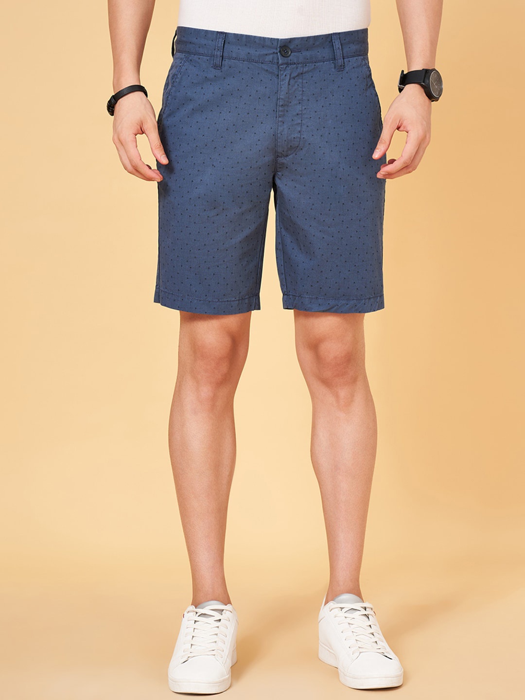 

BYFORD by Pantaloons Men Slim Fit Shorts, Navy blue
