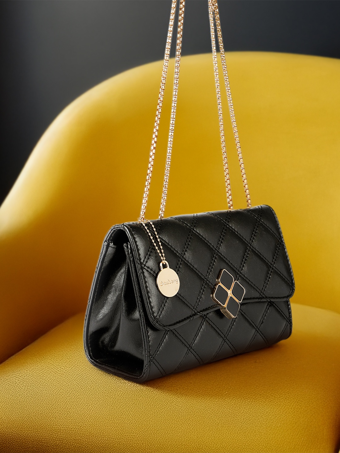 

DressBerry Structured Shoulder Bag with Quilted Detail, Black