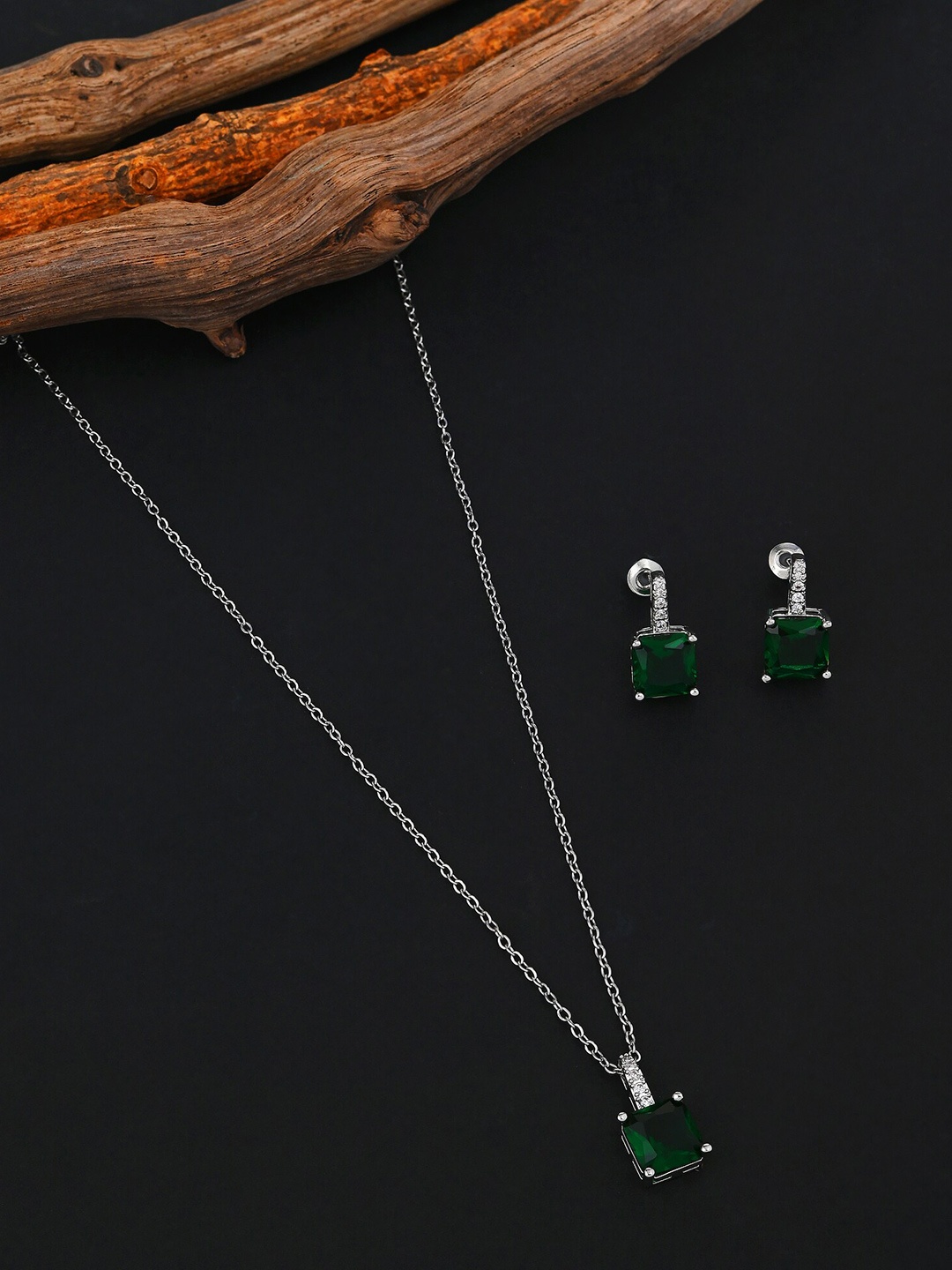 

E2O Silver-Plated Stone Studded Jewellery Set