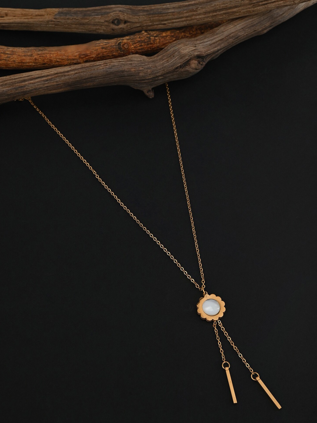 

E2O Gold-Plated Floral-Shaped Pendant With Chain