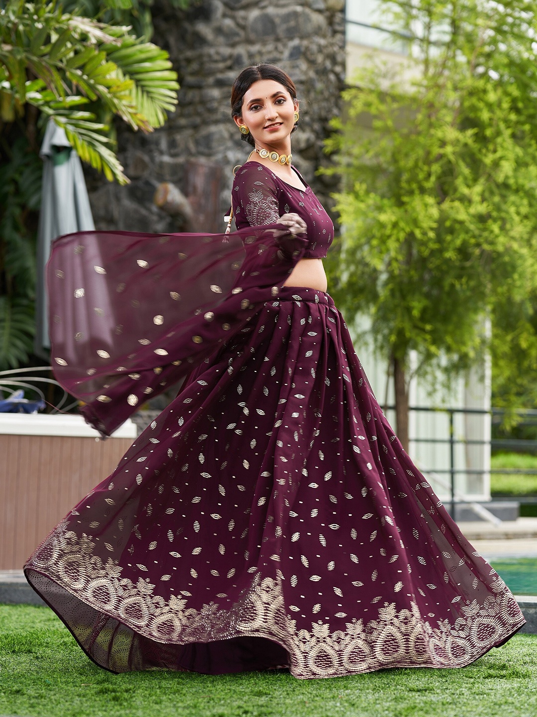 

Warthy Ent Embroidered Thread Work Semi-Stitched Lehenga & Unstitched Blouse With Dupatta, Purple