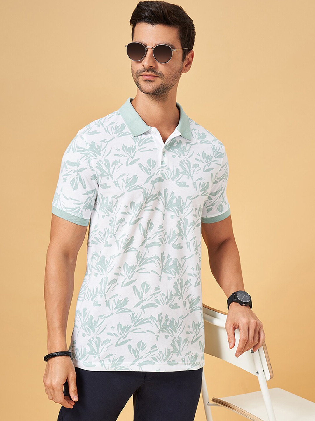 

BYFORD by Pantaloons Men Floral Printed Polo Collar Slim Fit T-shirt, Blue