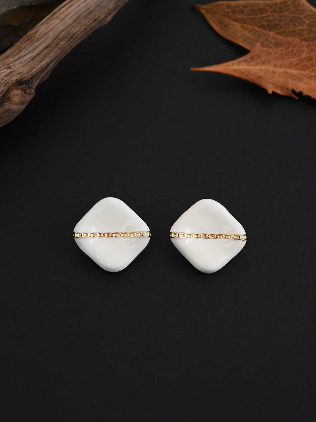 

E2O Gold-Plated Contemporary Studs Earrings