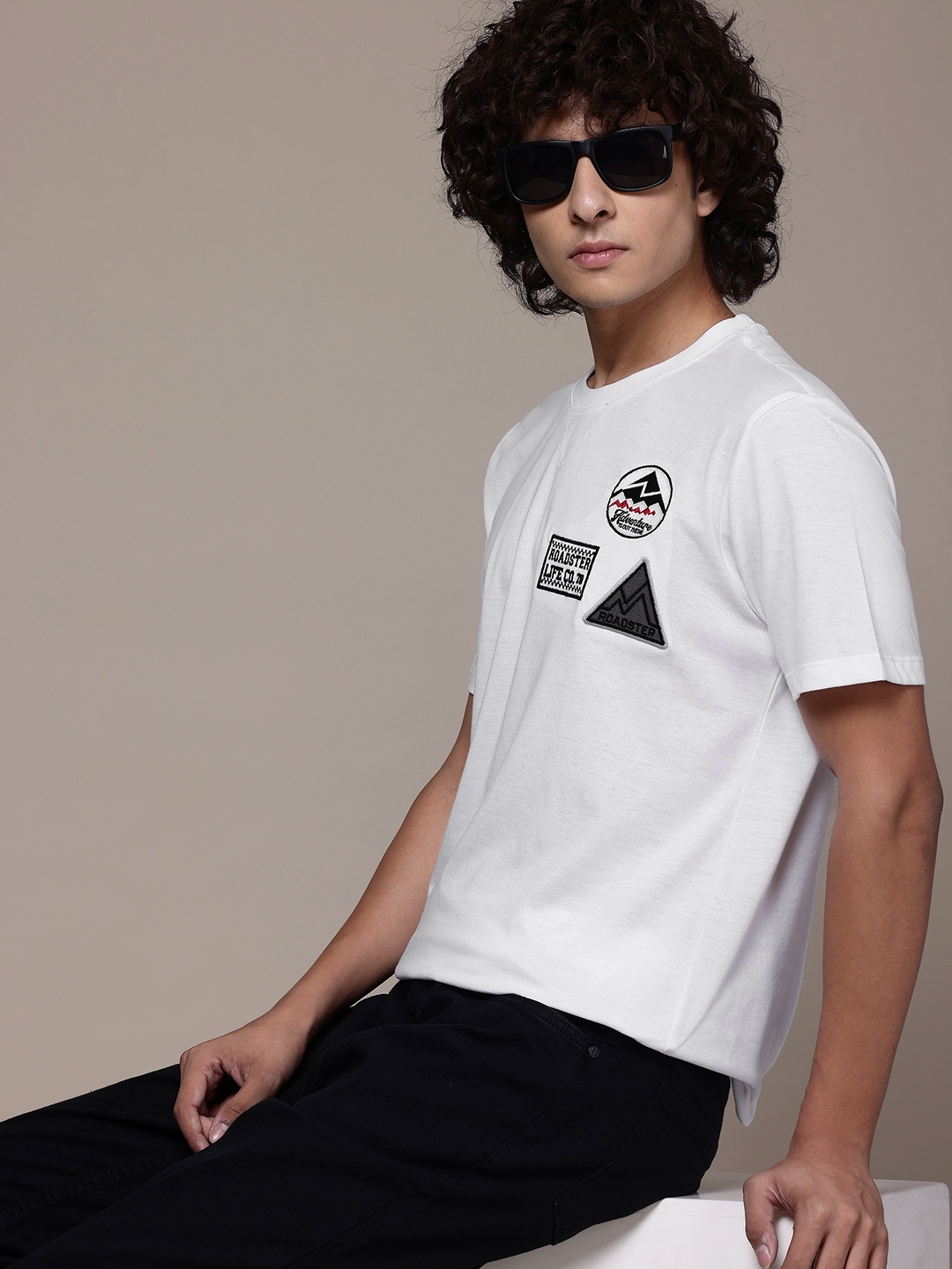 

Roadster Men Applique T-shirt, White