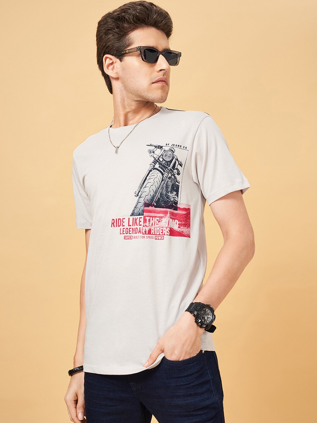 

SF JEANS by Pantaloons Men pure cotton Typography Printed Applique Slim Fit T-shirt, Off white
